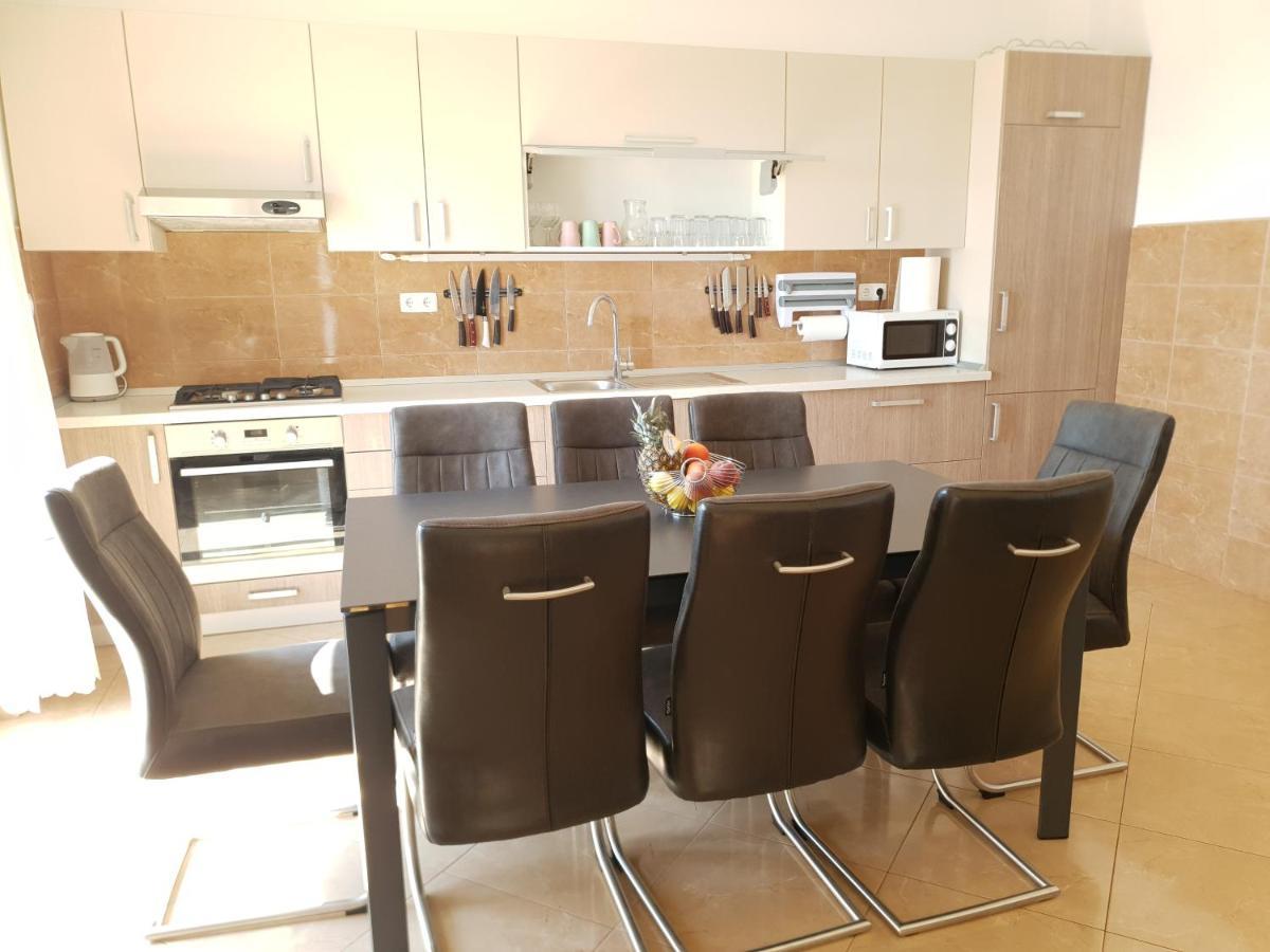 Apartment Tomo Makarska Extérieur photo